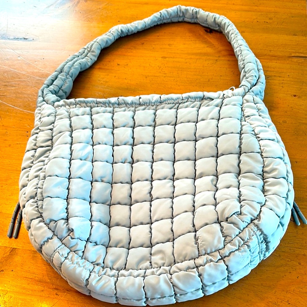 Urban Expressions Blue Quilted Shoulder Bag. BRAND NEW WITHOUT TAGS